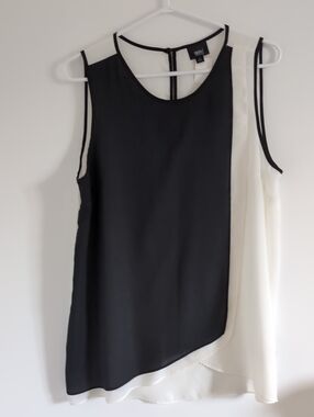 Massimo Black and White Sleeveless Asymmetric Blouse